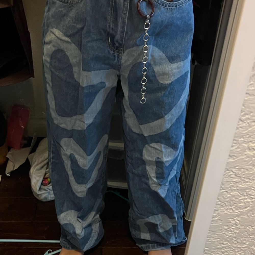 Wide leg/skater jeans